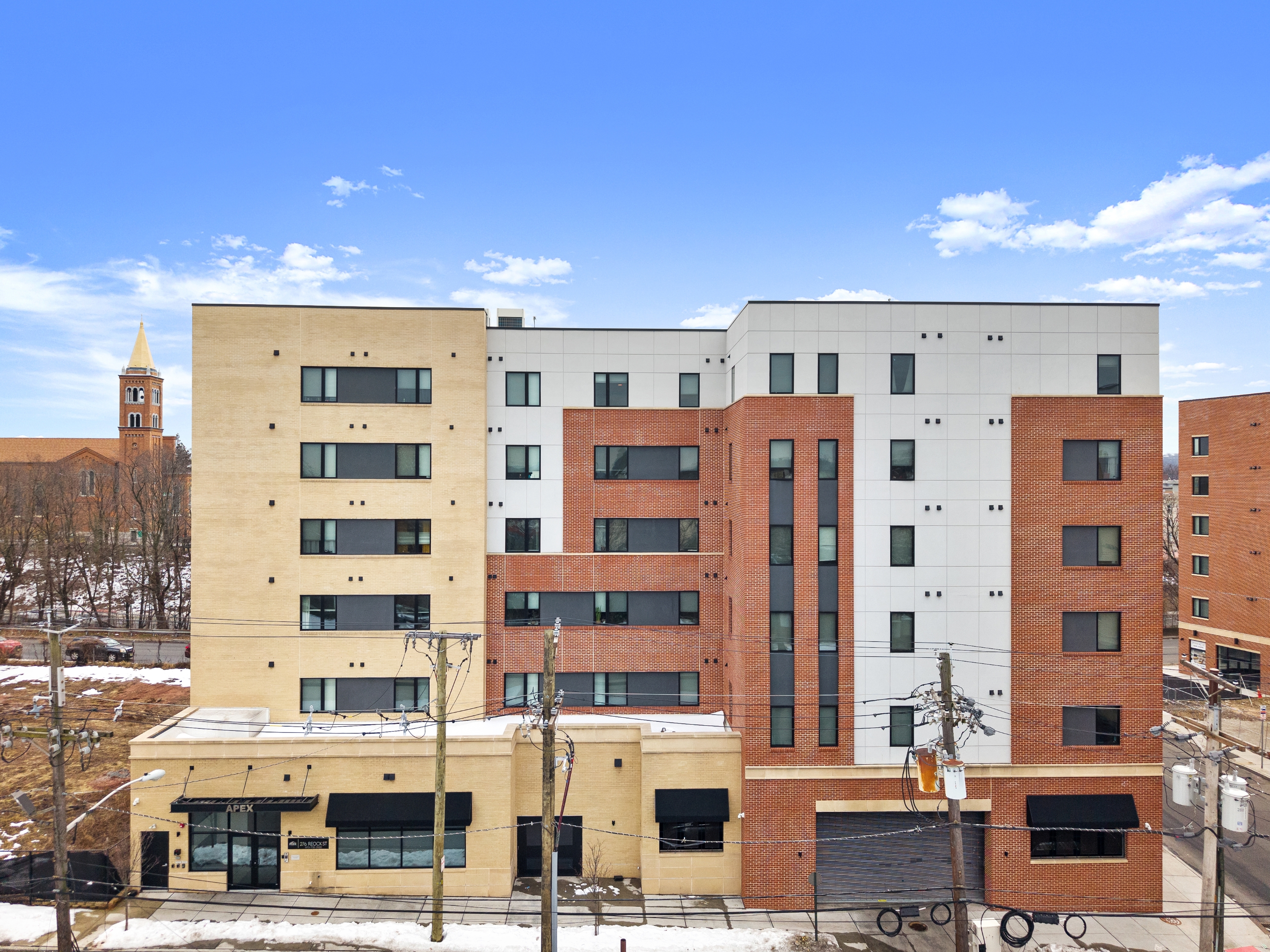 276 Reock Street - 606