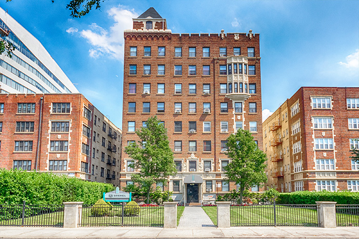 158 S Harrison St - 1D