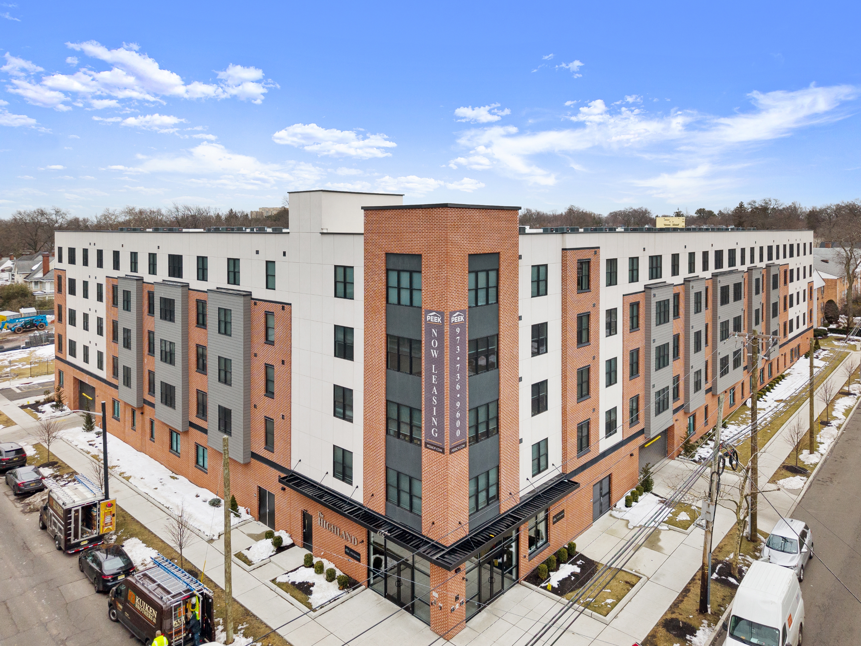 416 Highland Ave - 515