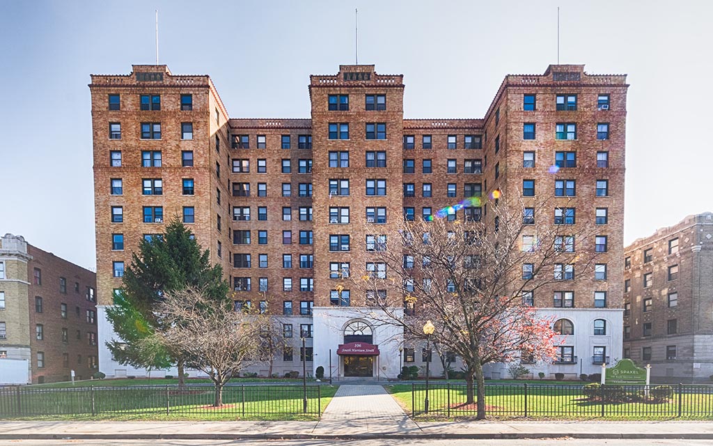 106 S Harrison St - 501