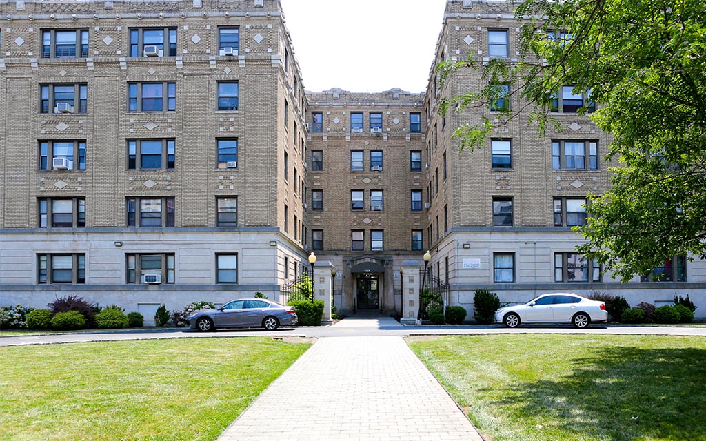 120 S Harrison St - Apt - 41