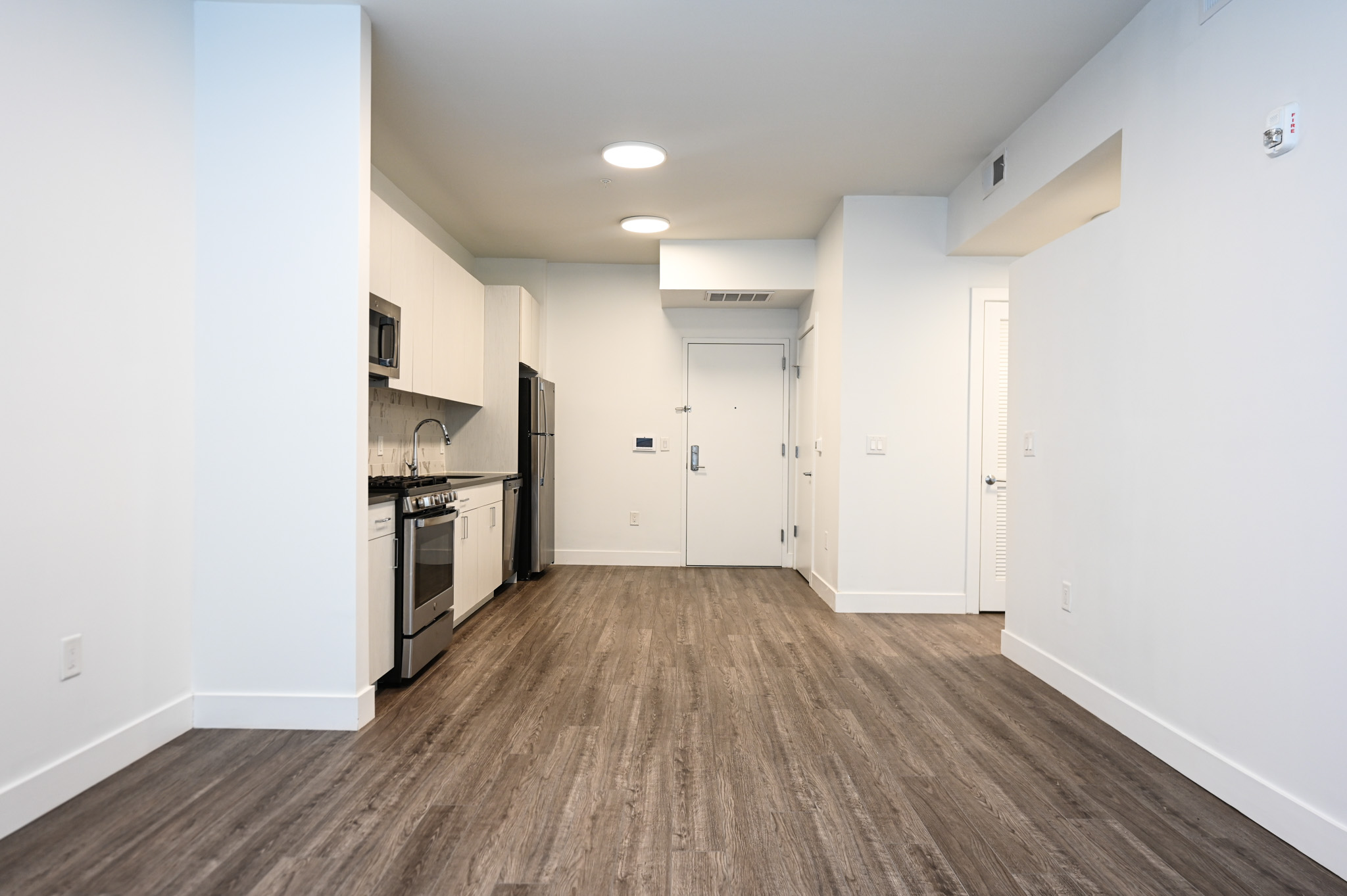 475 William Street - 403