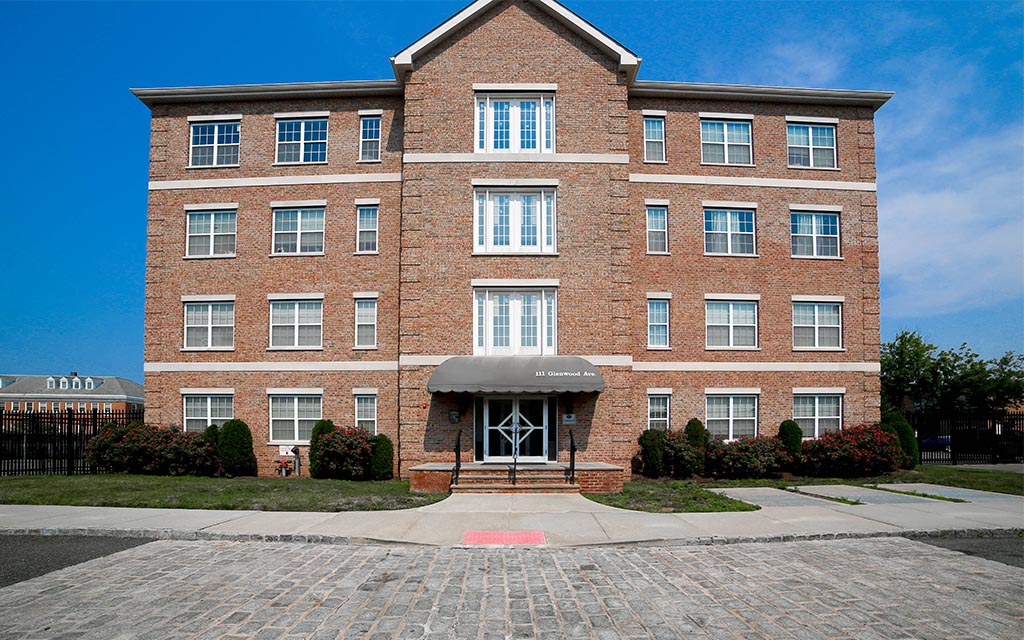 111 Glenwood Ave - PL10