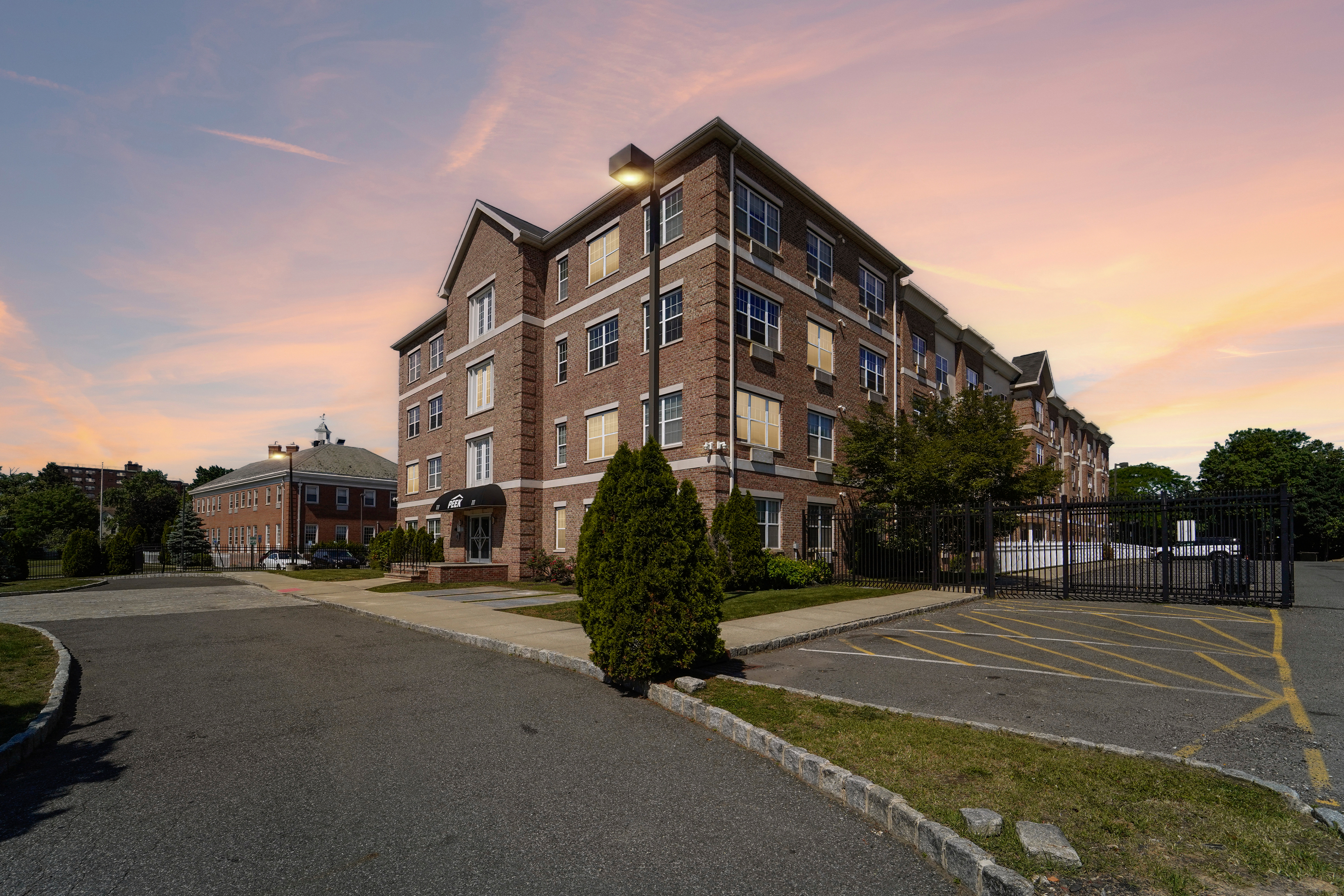 Property thumbnail image